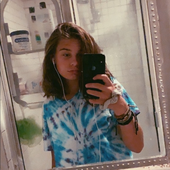 Meet your Posher, Ava - Picture 1 of 1